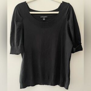 BANANA REPUBLIC BLACK S/S CUFFED SWEATER W/ PLEATED SHOULDERS LADIES SIZE LARGE